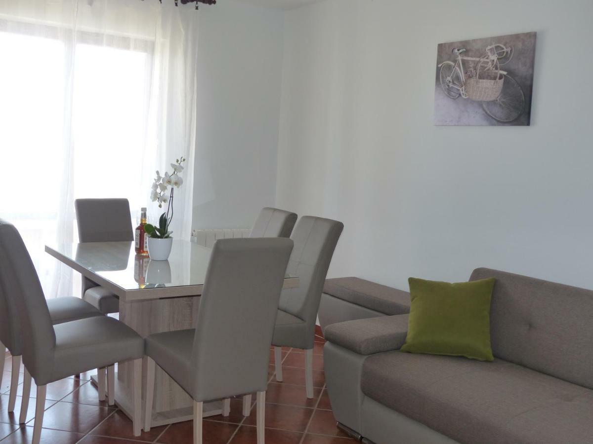 Charming Apartments In Pula Zewnętrze zdjęcie